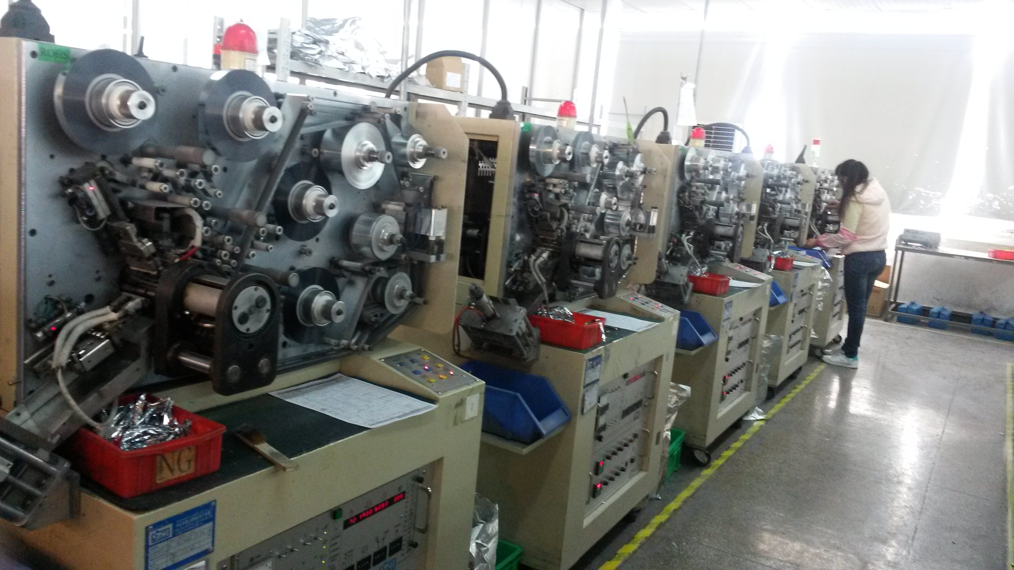 江蘇電容廠-車間生產圖